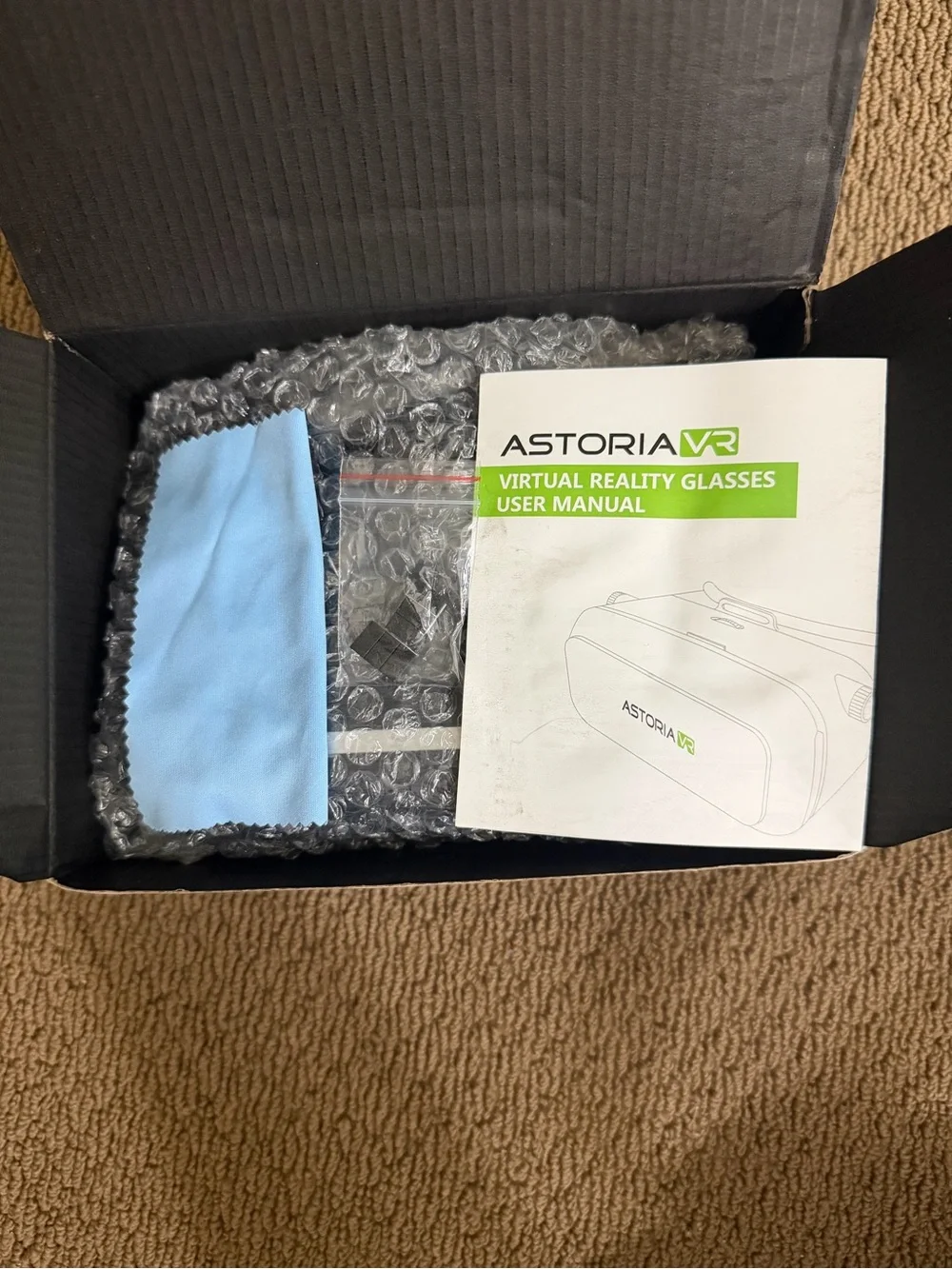 Astoria VR, Immersive Virtual Reality Headset, Black